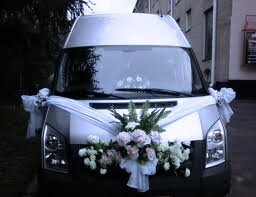 Микроавтобус Mercedes для свадебных перевозок